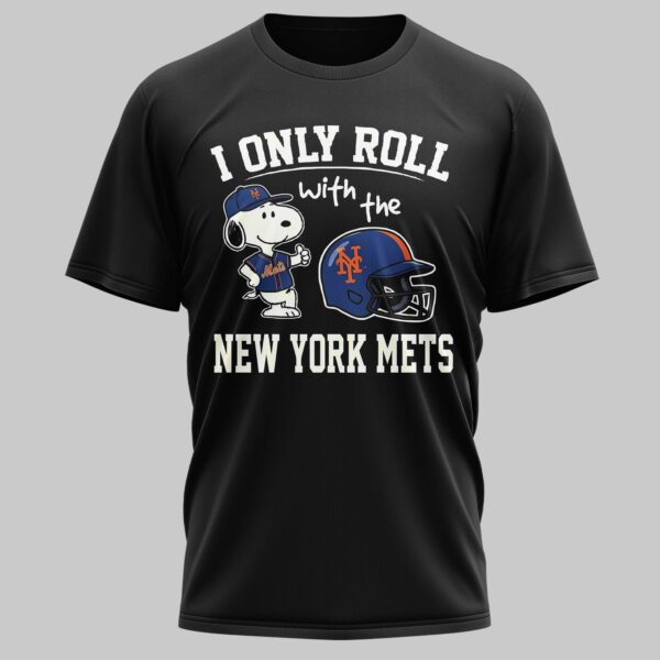 Alternative view of New York Mets x snoopy Mars Premium T-Shirt PL04