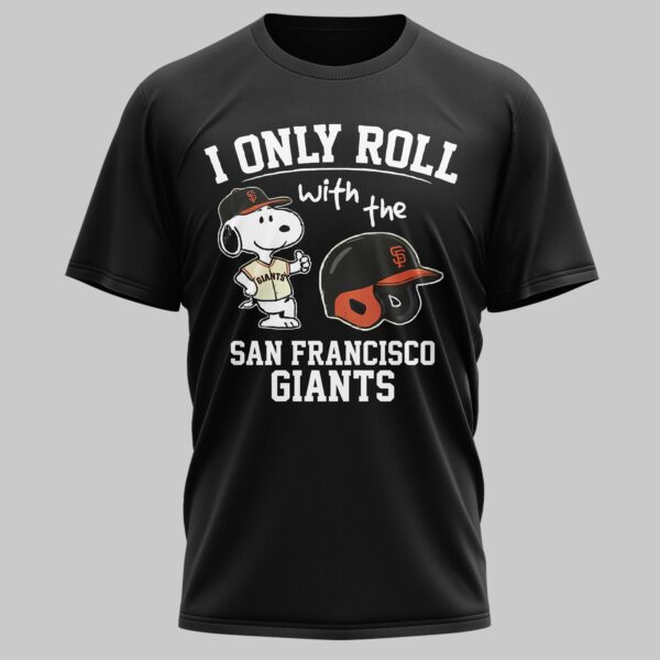 Alternative view of San Francisco Giants x snoopy Mars Premium T-Shirt PL04