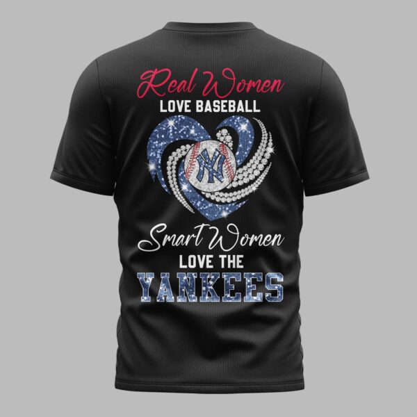 Alternative view of New York Yankees Glitter Premium T-Shirt LT0001