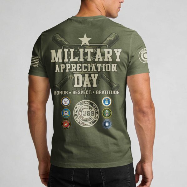 Alternative view of Chicago Cubs Military Appreciation Premium T-shirt LT0004
