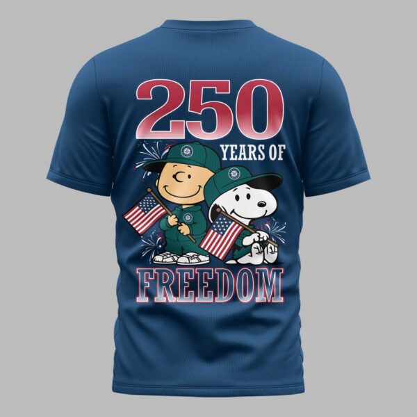 Alternative view of Seattle Mariners 250th Freedom Anniversary Snoopy & Charlie Friendship Premium T-Shirt PH00003