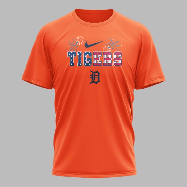 Alternative view of Detroit Tigers 250th Freedom Anniversary Snoopy & Charlie Friendship Premium T-Shirt PH00003